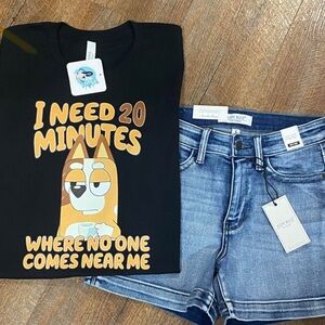Need 20 Minutes Graphic T